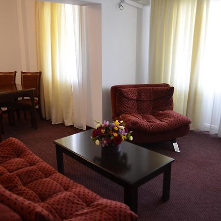 Hotel Europolis Тулча Экстерьер фото