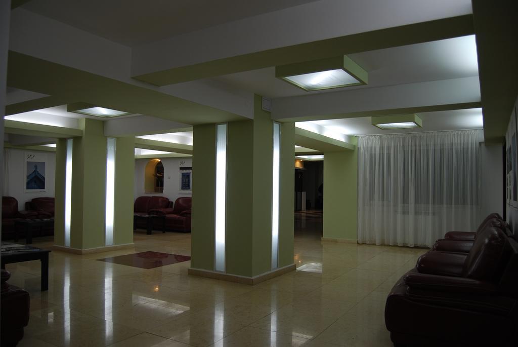Hotel Europolis Тулча Экстерьер фото