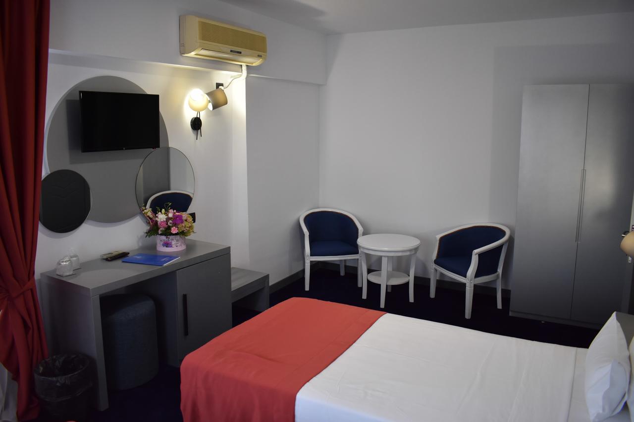 Hotel Europolis Тулча Экстерьер фото